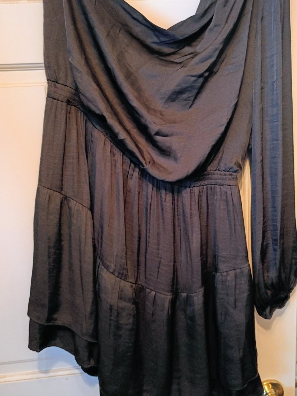 Steve MADDEN Bare Shoulder Black Draped One-Long Sleeve Tiered Dress